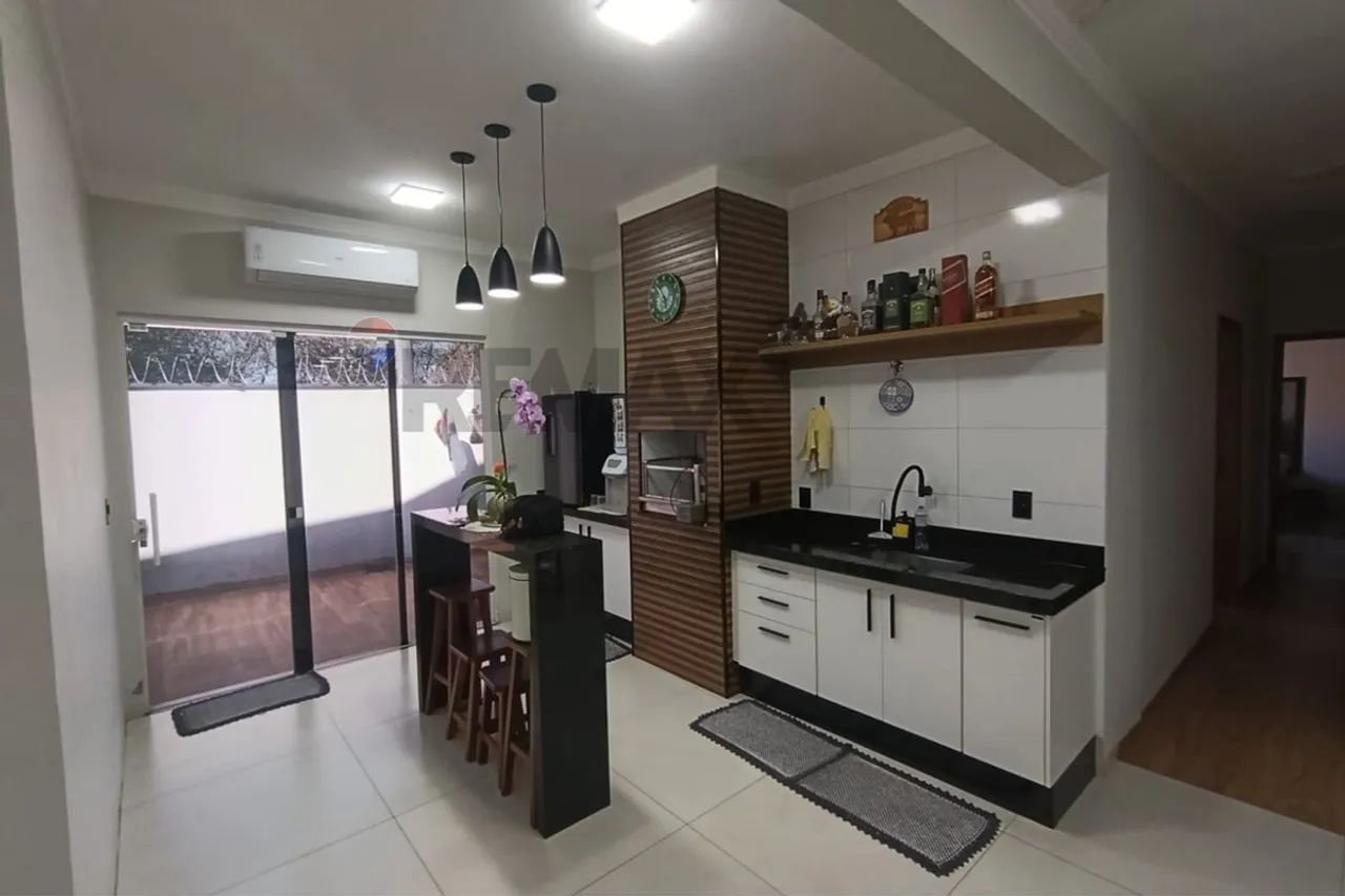 Casa Mobiliada em Lins: 3 Quarts, Segurança Total