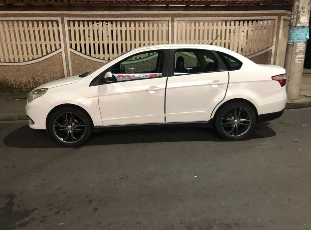 Fiat Grand Siena Grand Siena ATTRAC. 1.4 EVO F.Flex 8V 2013