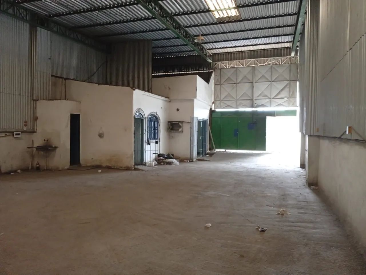 Excelente galpão Cariacica com 300m com doca para alugar  - Foto 4