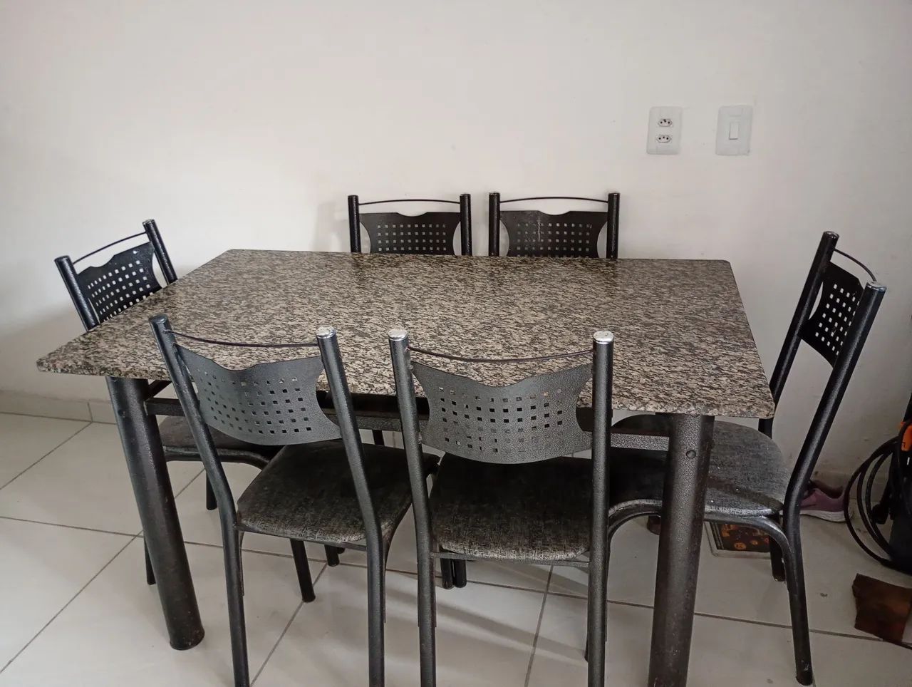 Mesa de mármore 6 cadeiras - Foto 4