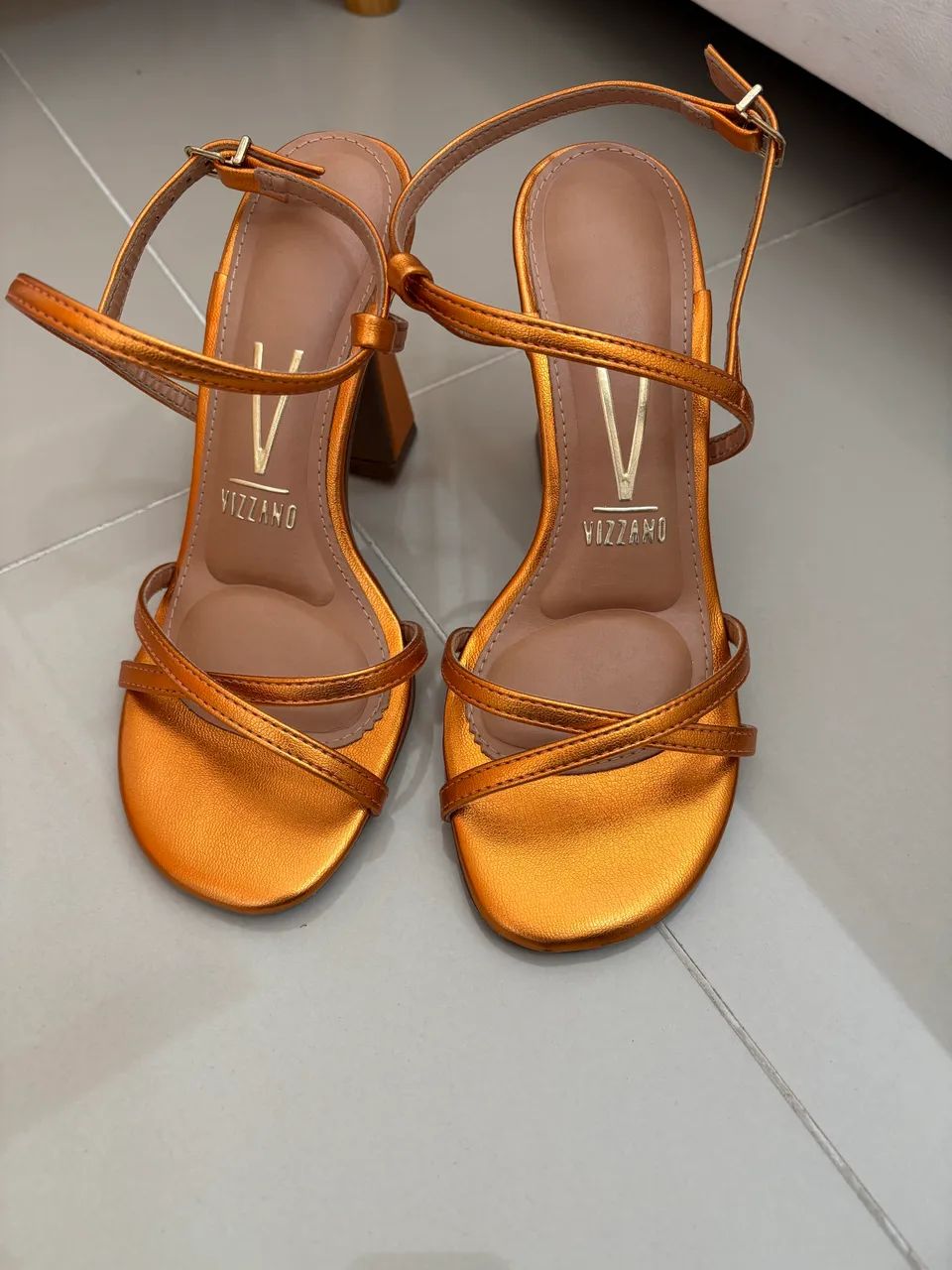 Sandália vizzano n33