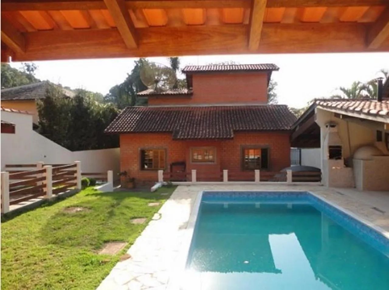 Casa à venda no condomínio Vila Verde