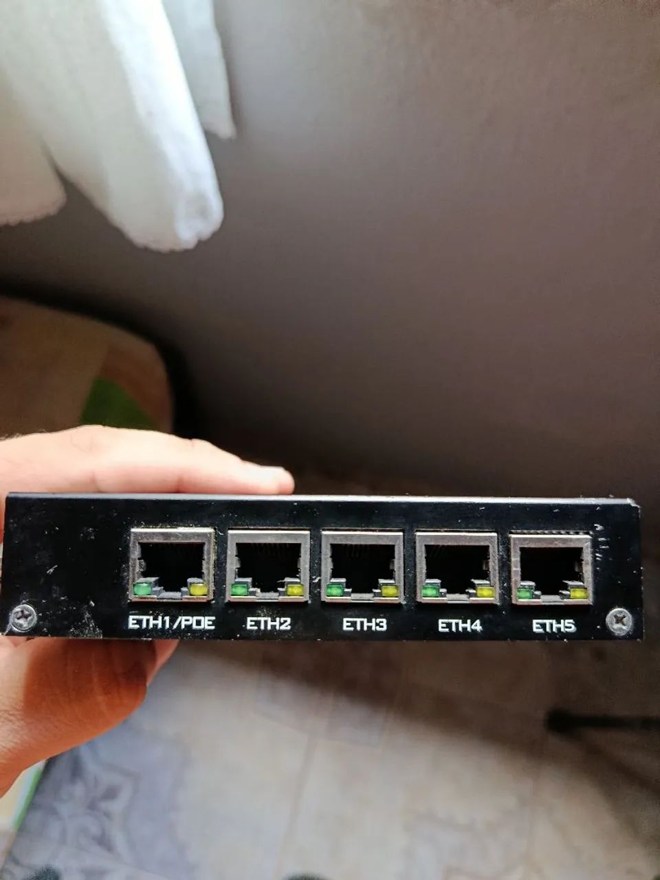 Rb450g Mikrotik - Foto 2