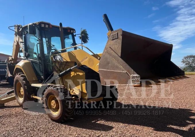 Retroescavadeira Caterpillar 416F2 - Foto 2