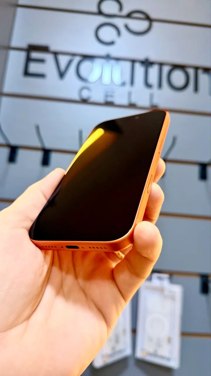 IPHONE 17 PRO - 24 CICLOS DE BATERIA APENAS  - Foto 3