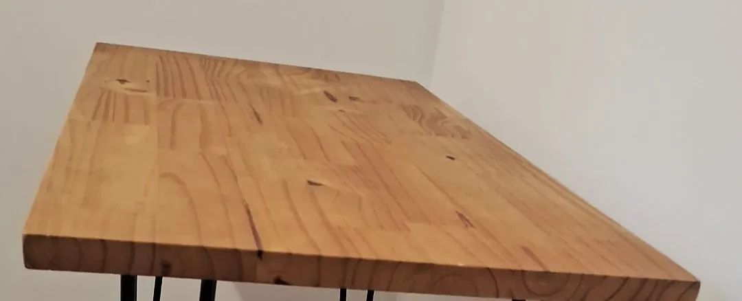 Mesa de madeira com pés de ferro  - Foto 4