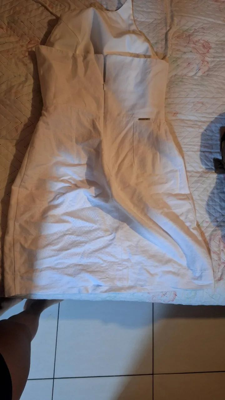 Vestido lança perfume 