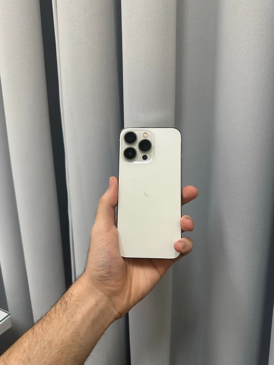 iPhone 13 Pro 128GB Branco - 74% de saúde da bateria  - Foto 3