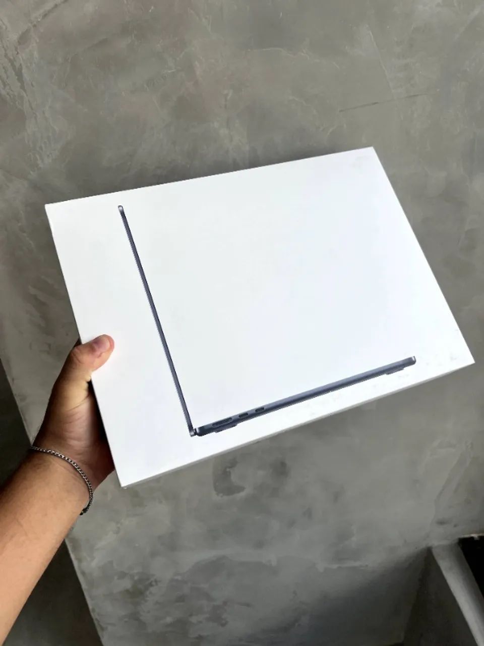 Macbook air M5 13" 16/512gb midnight lacrado 