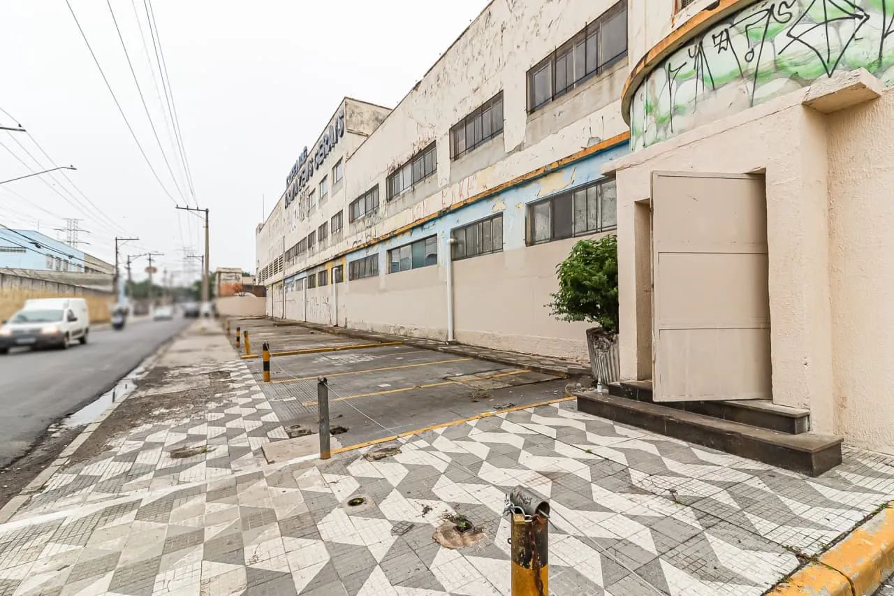Sala comercial na Rua Periperi, 63  1500 m² - Foto 3