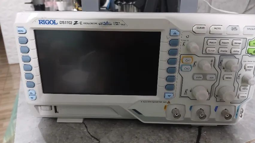 Osciloscópio Digital Rigol 100mhz 2 Canais Ds1102z-e