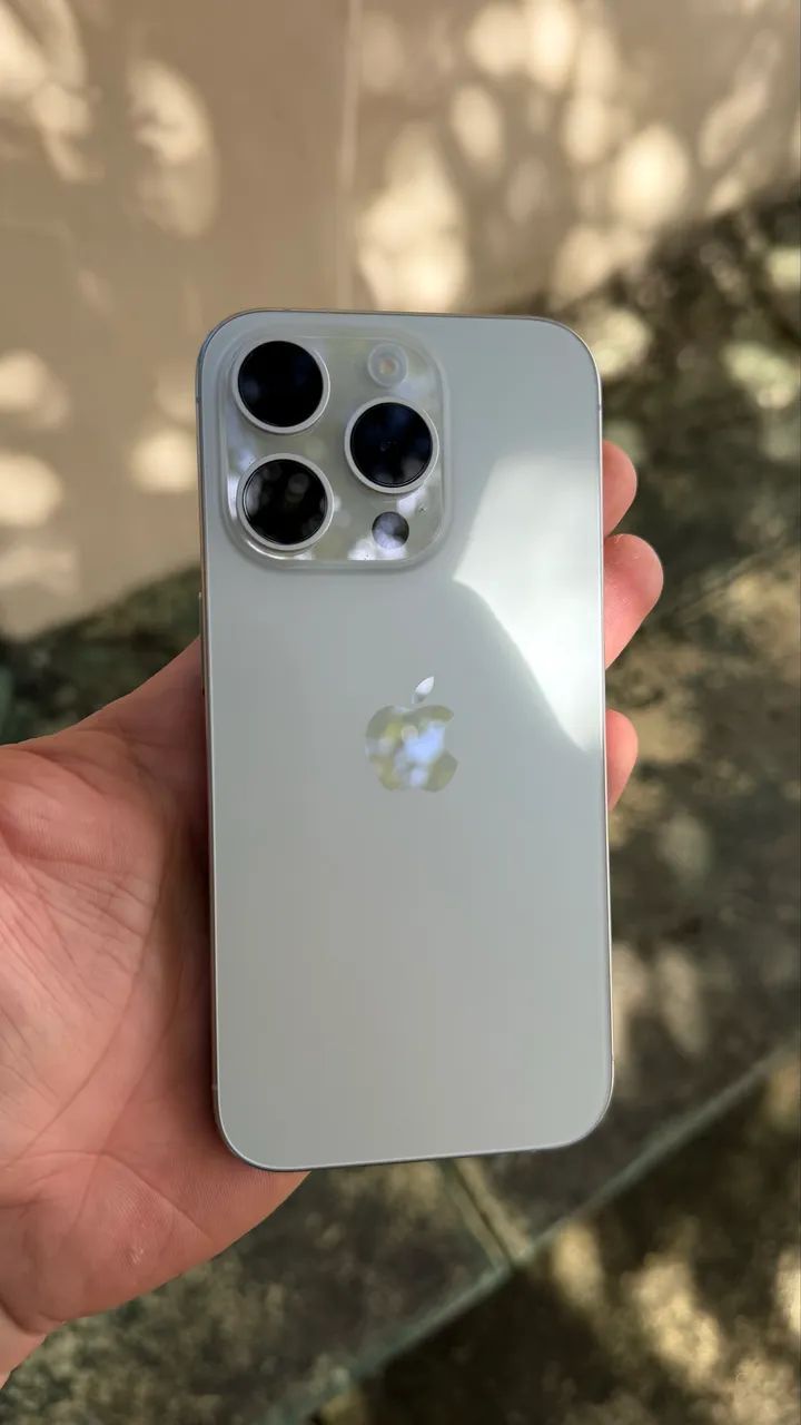 iPhone 15 PRO - Foto 4