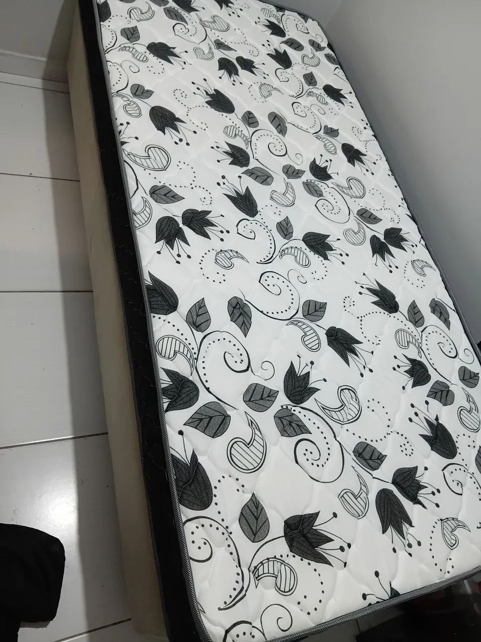 Cama pra vender
