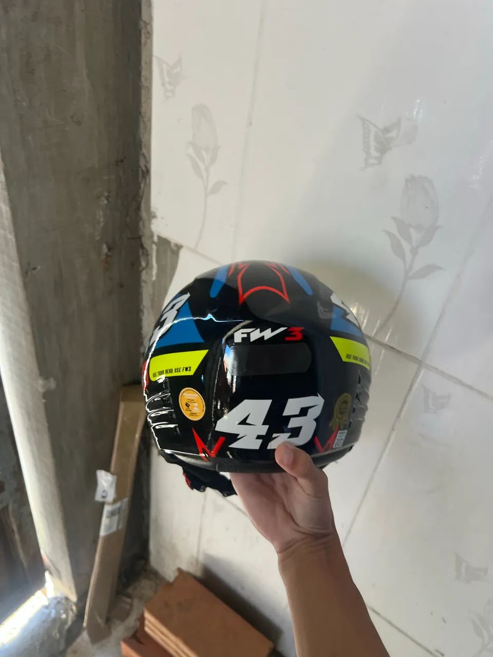 Capacete em  Ótimo estado  - Foto 2