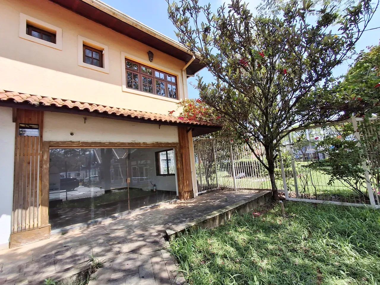 LOJA Incrivel - 36m² mega bem localizada - Frente Portaria Autos SP II - Super Visibilidad