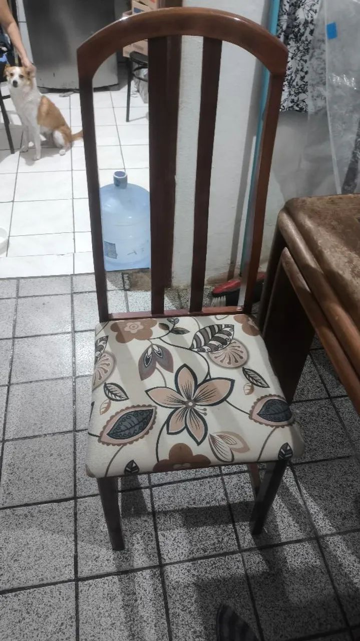 Mesa 8 lugares de madeira com vidro - Foto 5