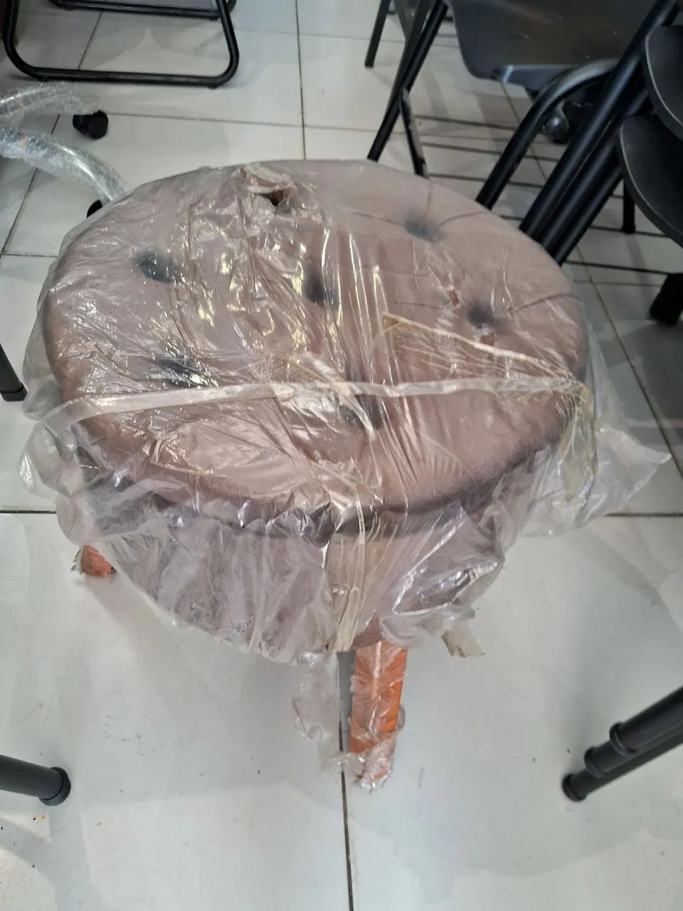 Puff  estofado  - Foto 3