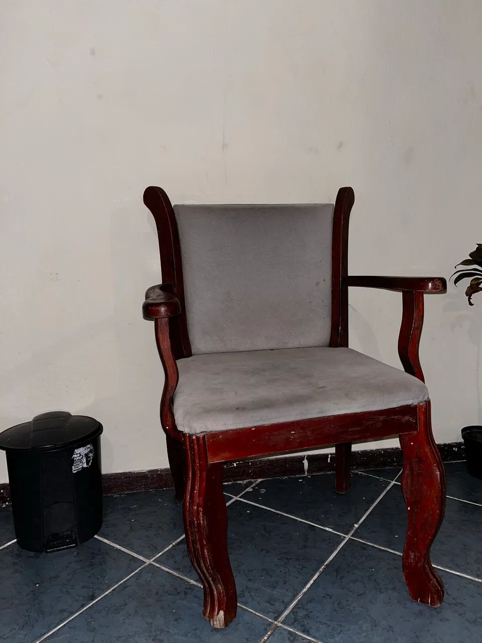 Par de poltronas madeira maciça - Foto 5