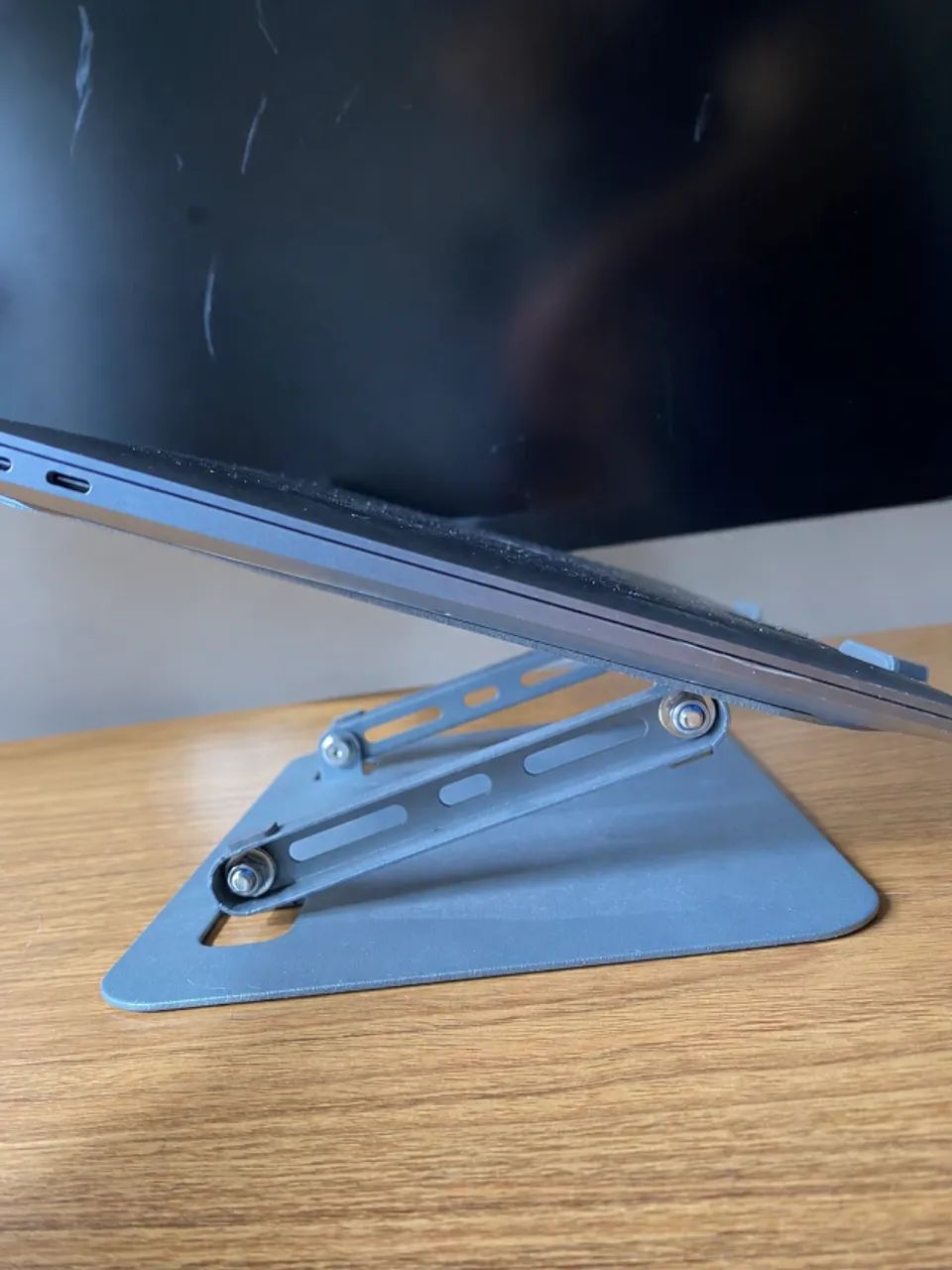 Suporte de Mesa para Notebook Hrebos - Foto 4