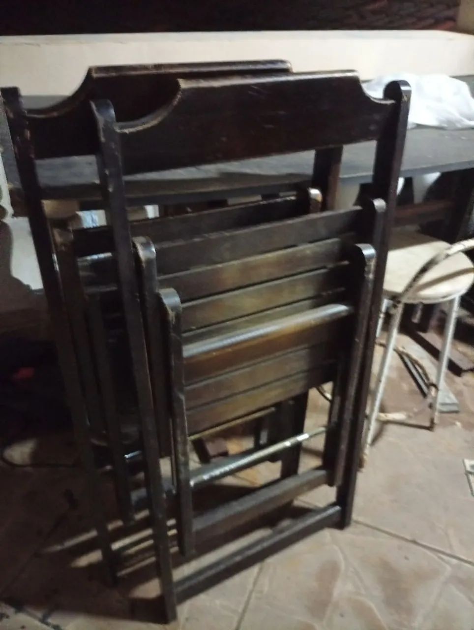 Jogo de mesa com cadeiras - Foto 4