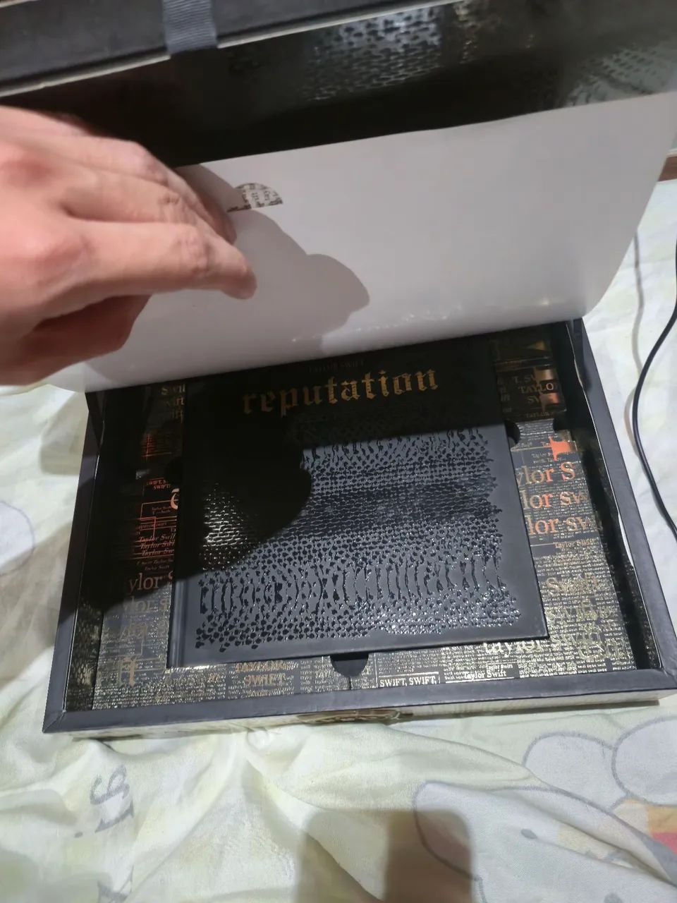 洋楽 Taylor Swift Reputation Tour VIP Box Cd Taylor Swift Vip Box Reputation Tour Deluxe P. Entrega Lp