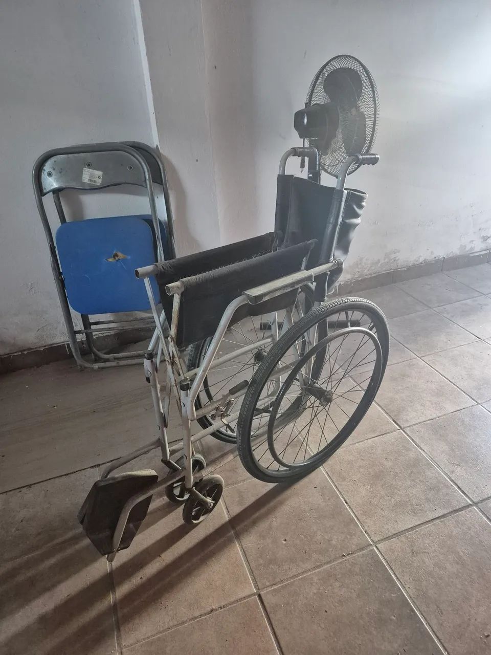 Cadeira de rodas - Foto 2