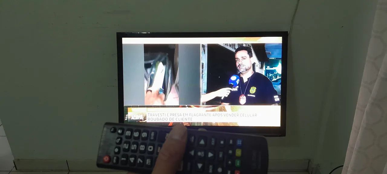 Tv digital 55 Samsung com controle sem detalhes nao é  SMART - Foto 4