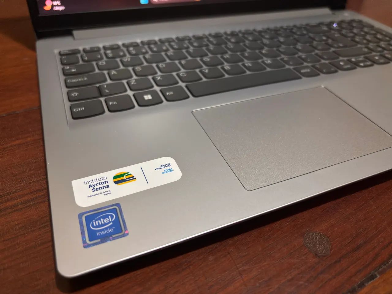 Notebook Lenovo Slin  - Foto 3
