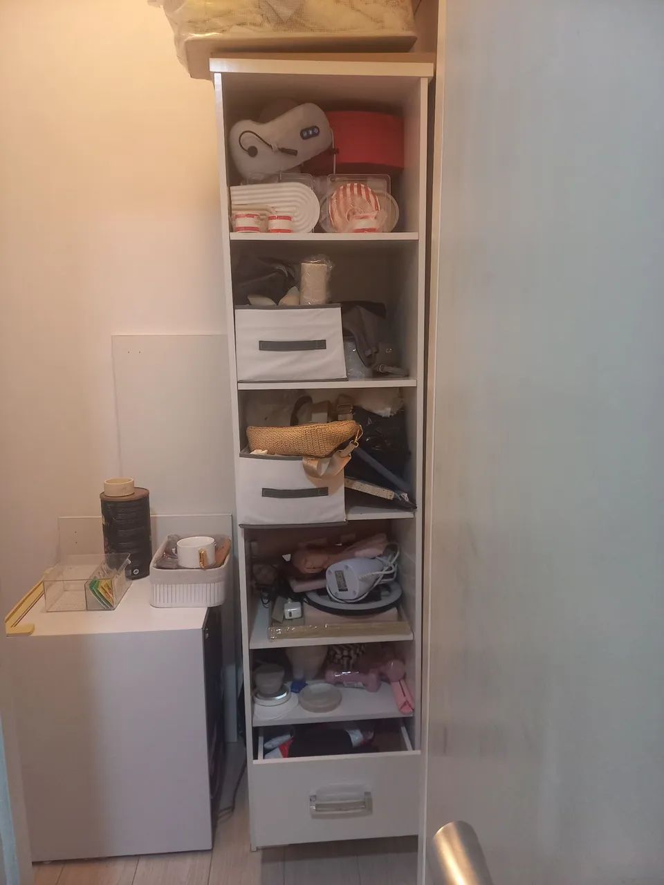 ESTANTE ARMÁRIO COM  GAVETA - Foto 3