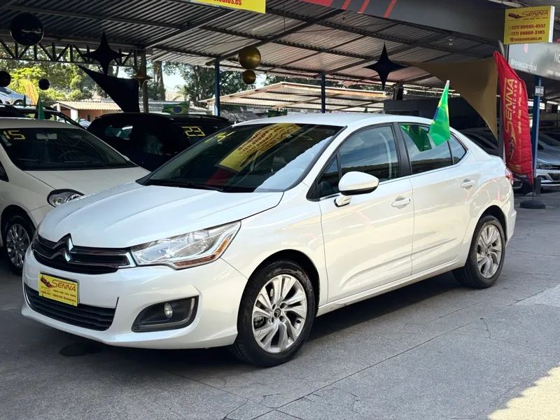 Citroën C4 C4 LOUNGE Tendance 2.0 Flex 4p Aut. 2014