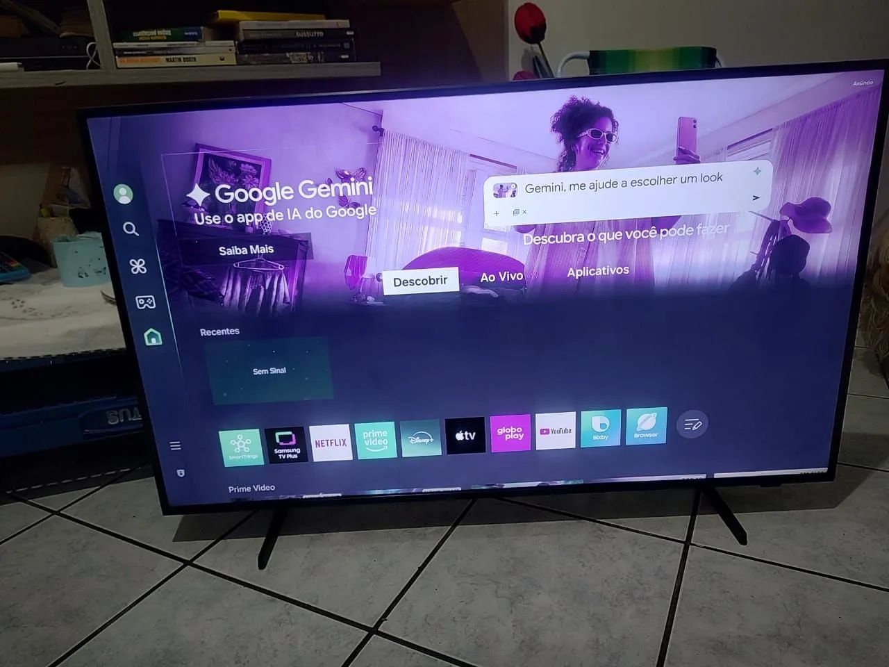 Tv smart 43" Samsung 4K wi-fi 5G bluetooth CMD de VOZ
