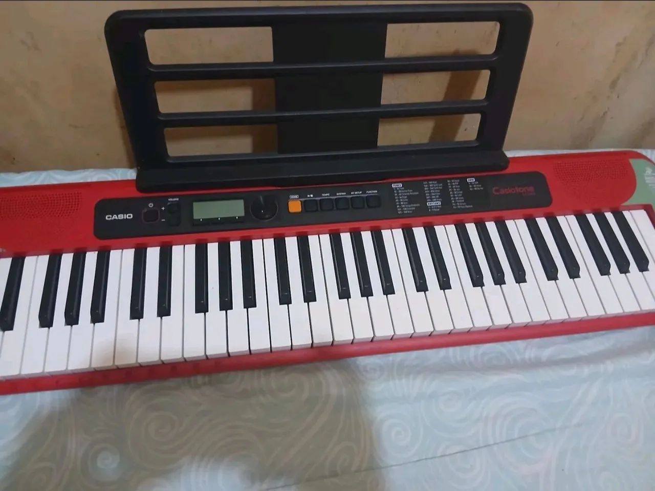 Casio CTS 200