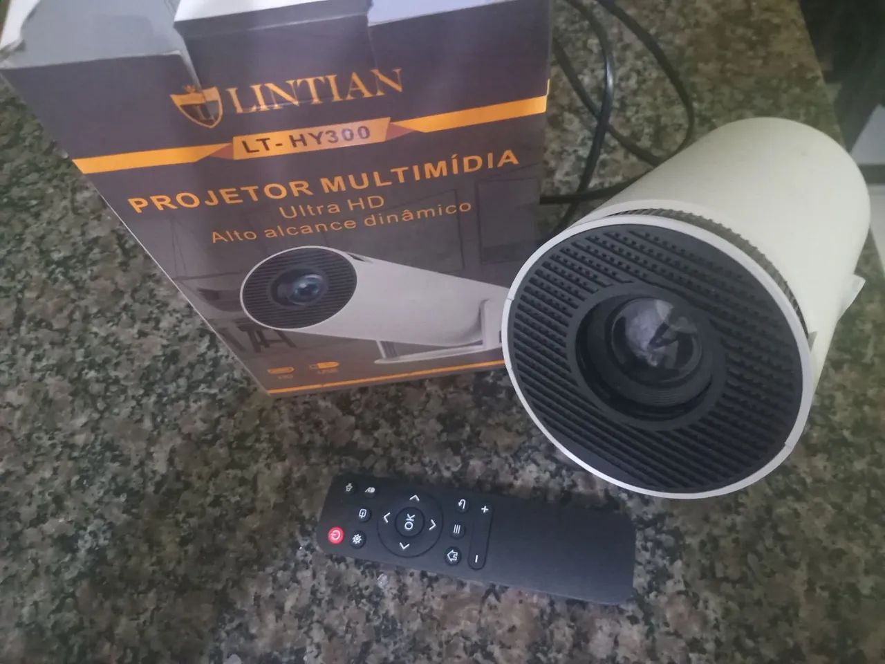Projetor na caixa  - Foto 4