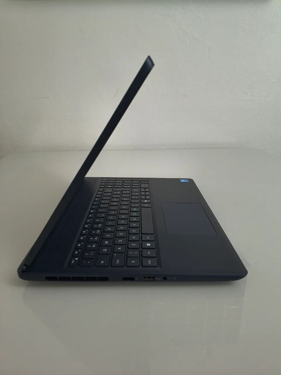 Notebook AlienWare 16 Aurora - RTX 5050 - Foto 4