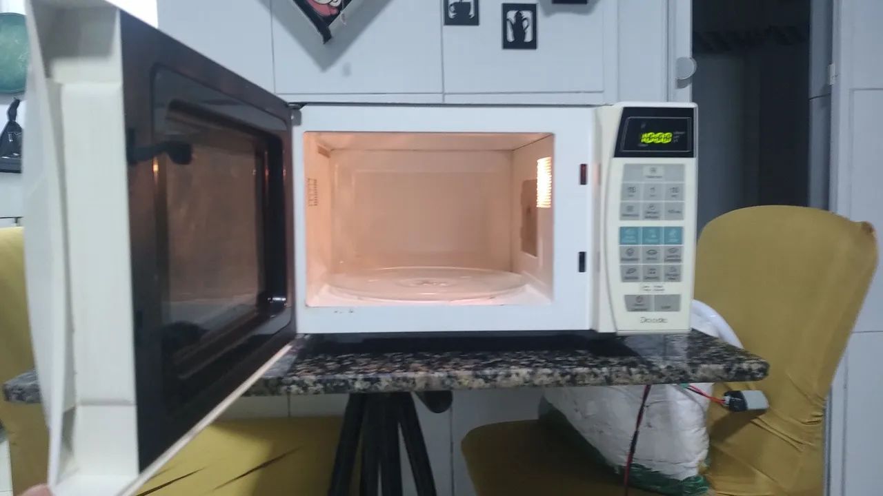 Microondas Panasonic 20 litros  - Foto 5