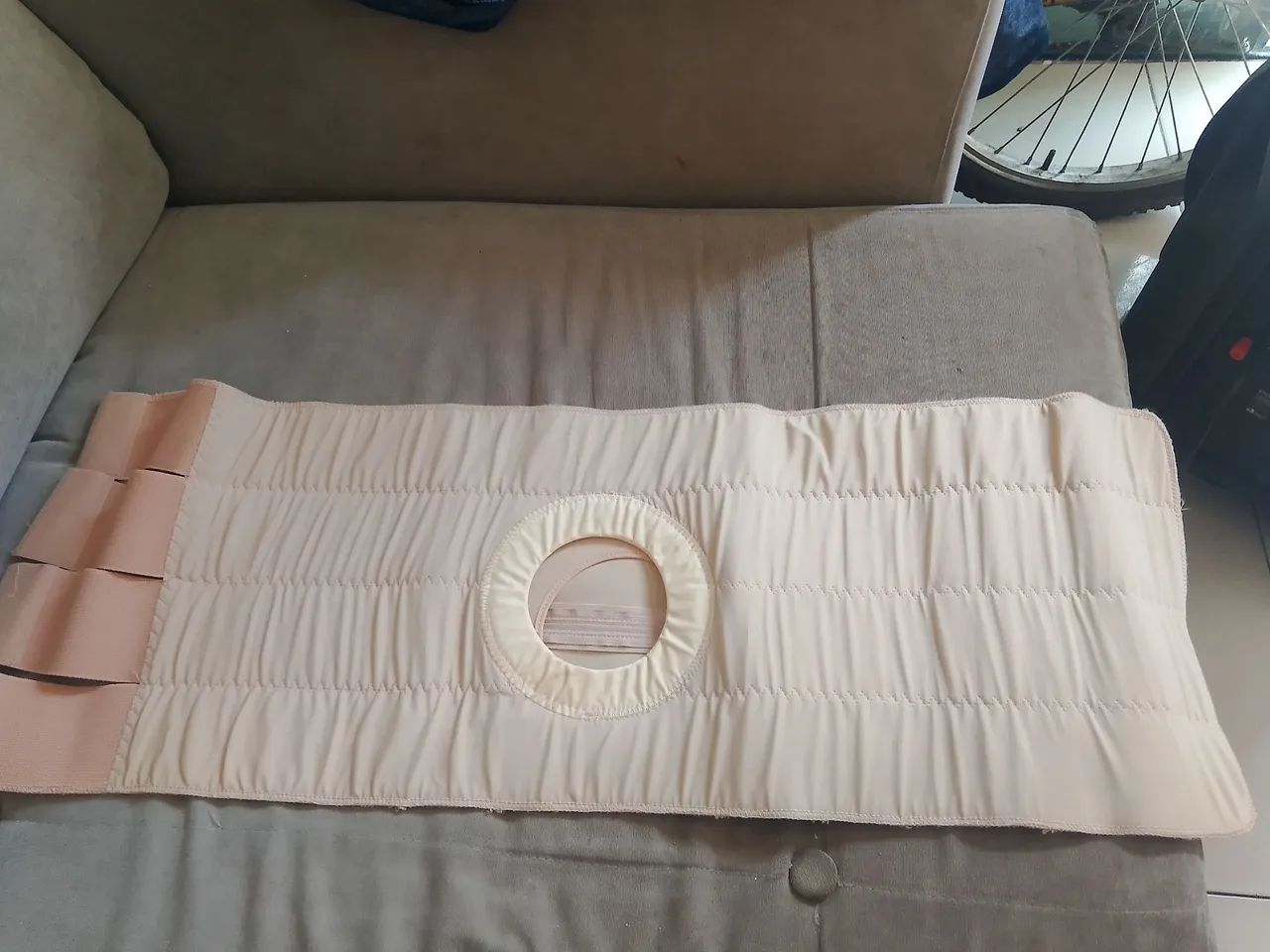 cinta faixa abdominal para colostomia - Foto 2
