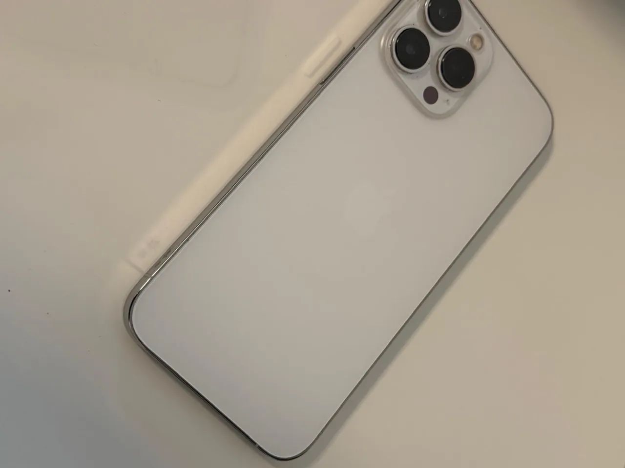 iPhone13 Pro シルバー 本体 IPHONE 13 Pro Max 128Gb. SILVER - Celulares e Smartphones - Plano