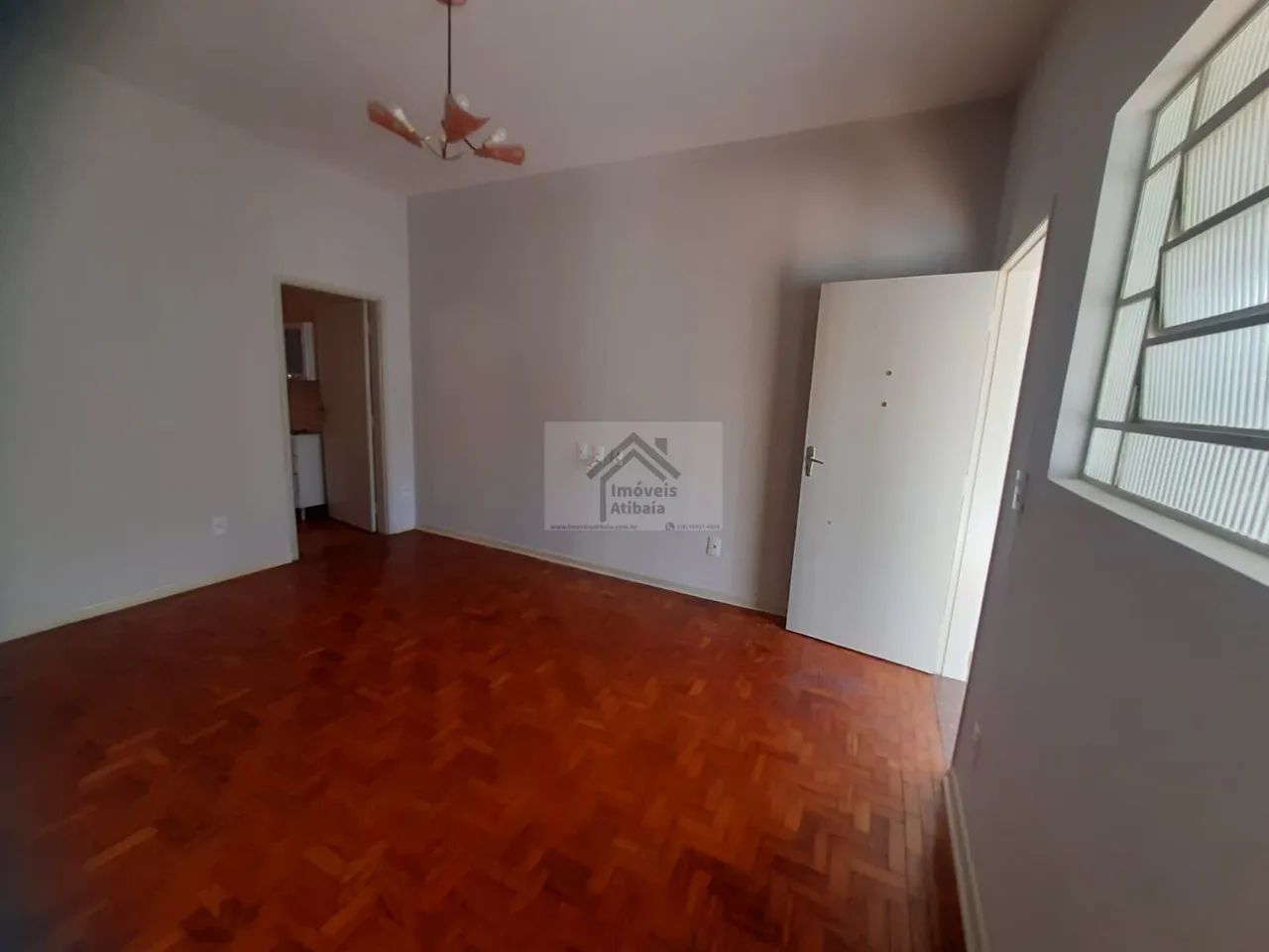 Aluga Casa Térrea - Centro de Atibaia - Foto 4