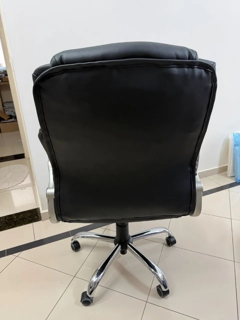 Cadeira de Escritório Presidente - Foto 4