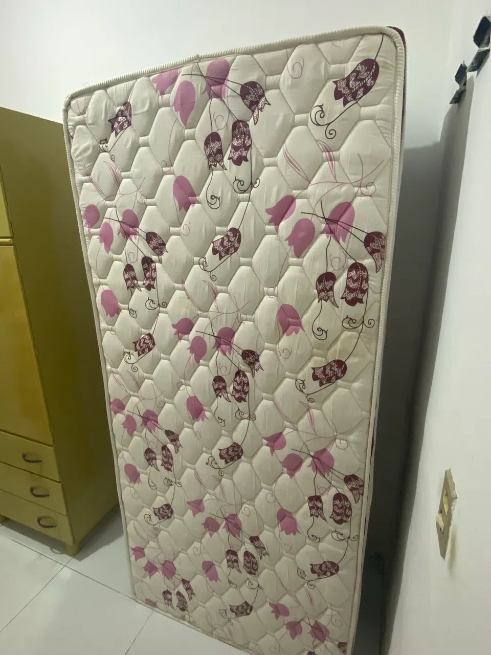Cama Solteiro