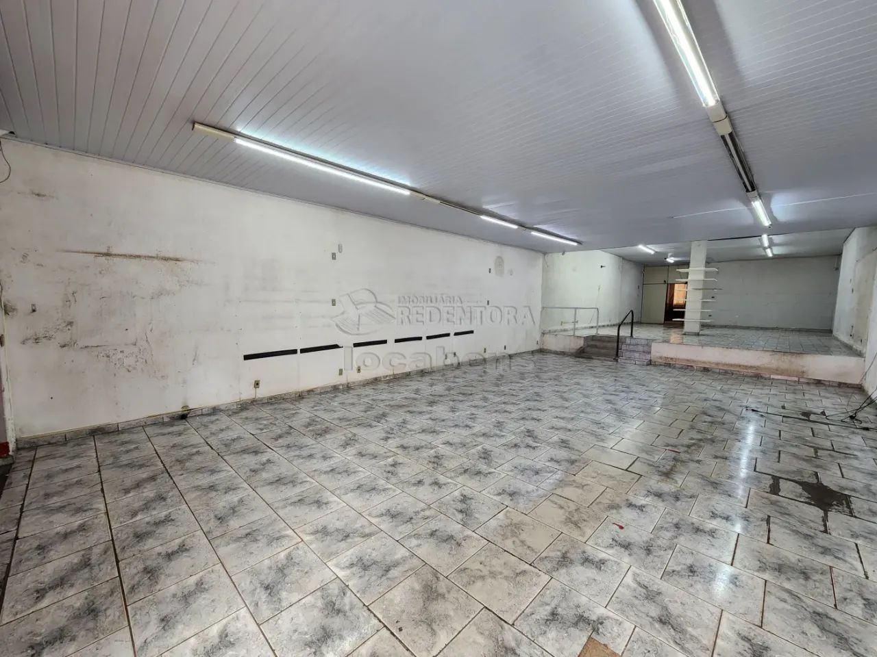 Salão Comercial no Centro da Cidade para Alugar