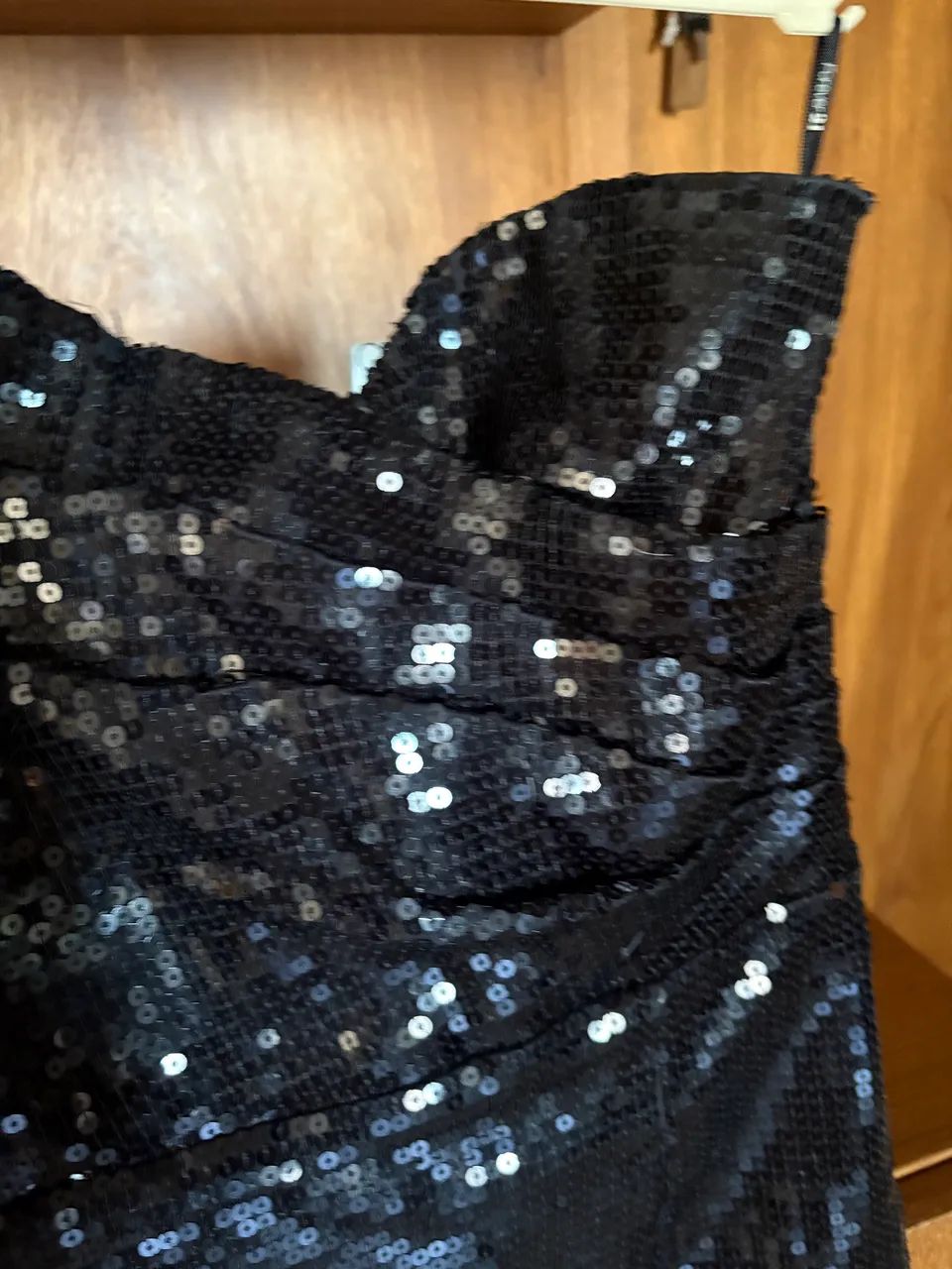 Vestido preto com paetês- Forever21 - Foto 3