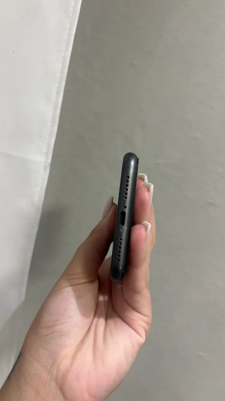 iPhone 11 64 GB  - Foto 3