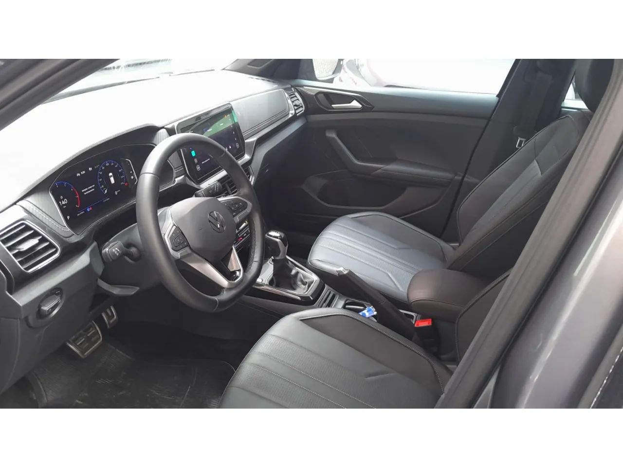 Volkswagen T-Cross Highline 1.4 TSI Flex 16V 5P AUT, foto 11 de 15