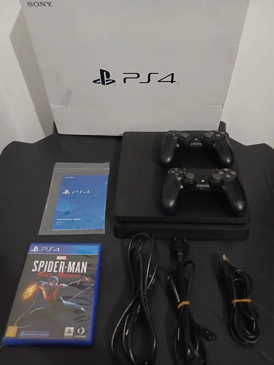 Ps4 slim 1TB 