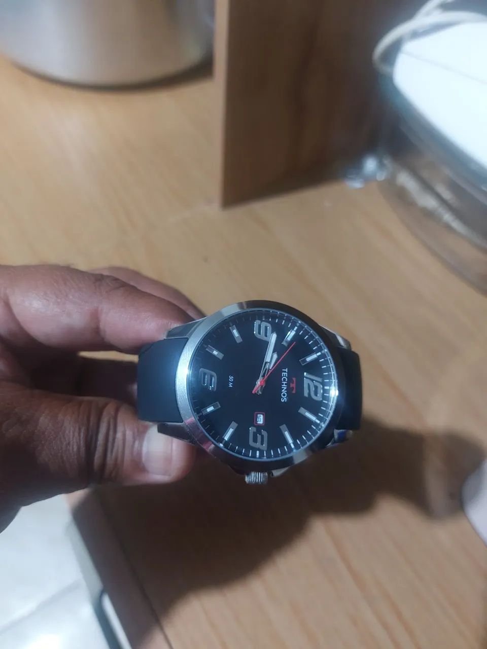 Vendo relógio Tecnos novo 5 dias de comprado  - Foto 3