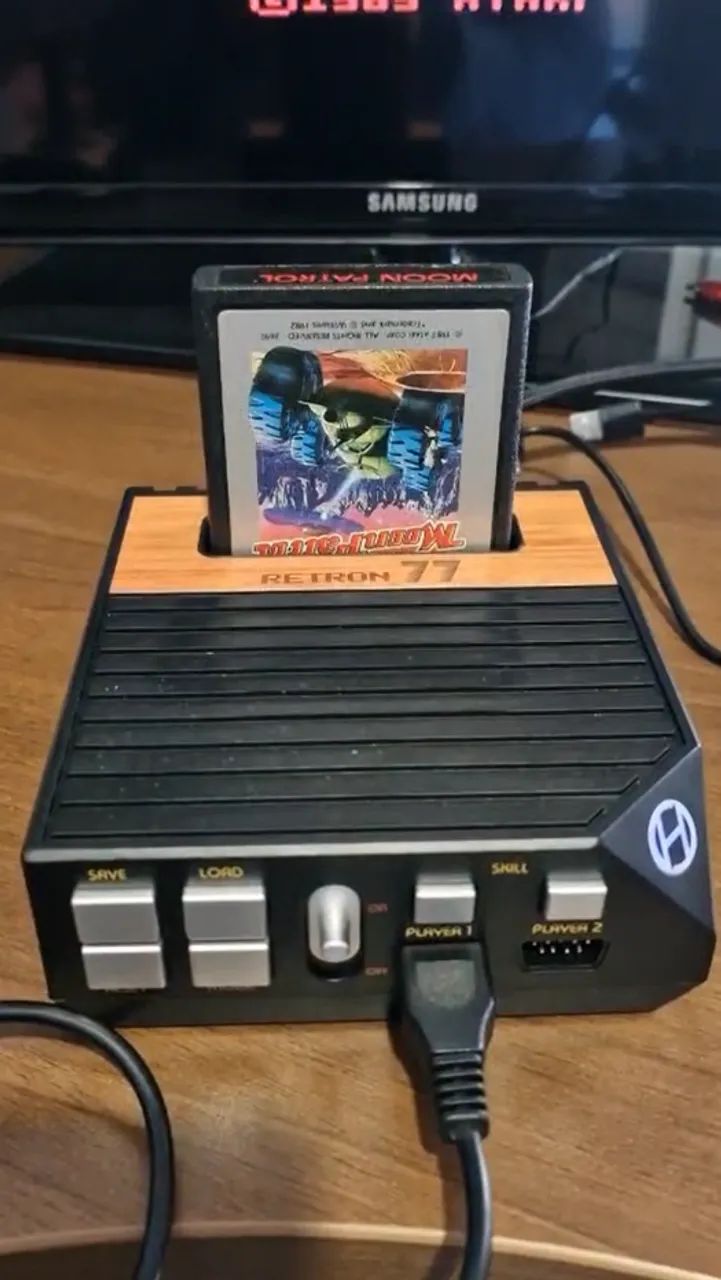 Console Retrô Hyperkin Woodgrain Atari Hdmi 1 Ctrl, Na Caixa - Foto 4