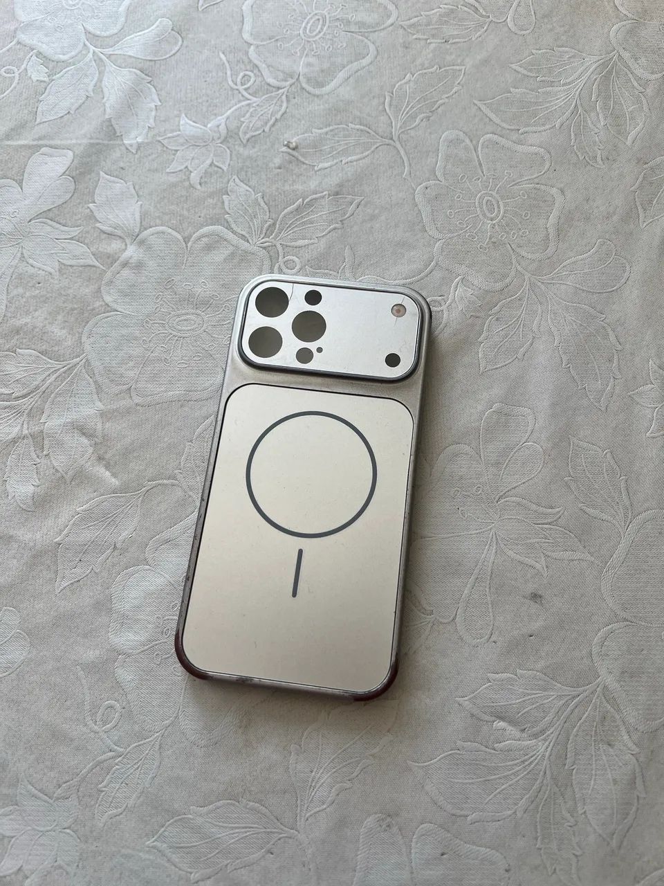 Capinha imitação iPhone 17 pro Max do iPhone 13 Pro Max  - Foto 2