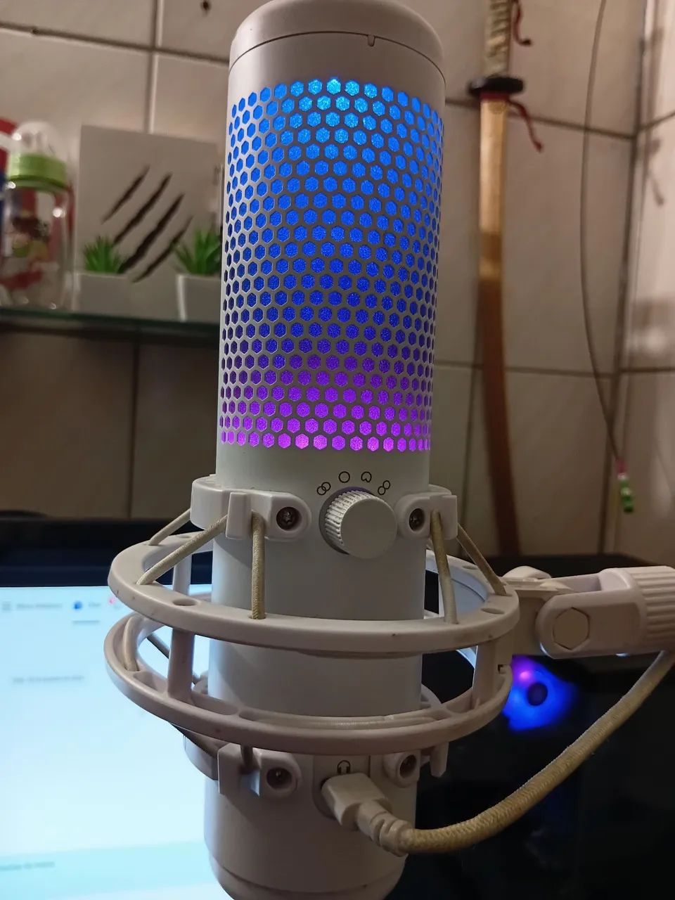 Microfone Hyper X Quadcast S BRANCO - Foto 3