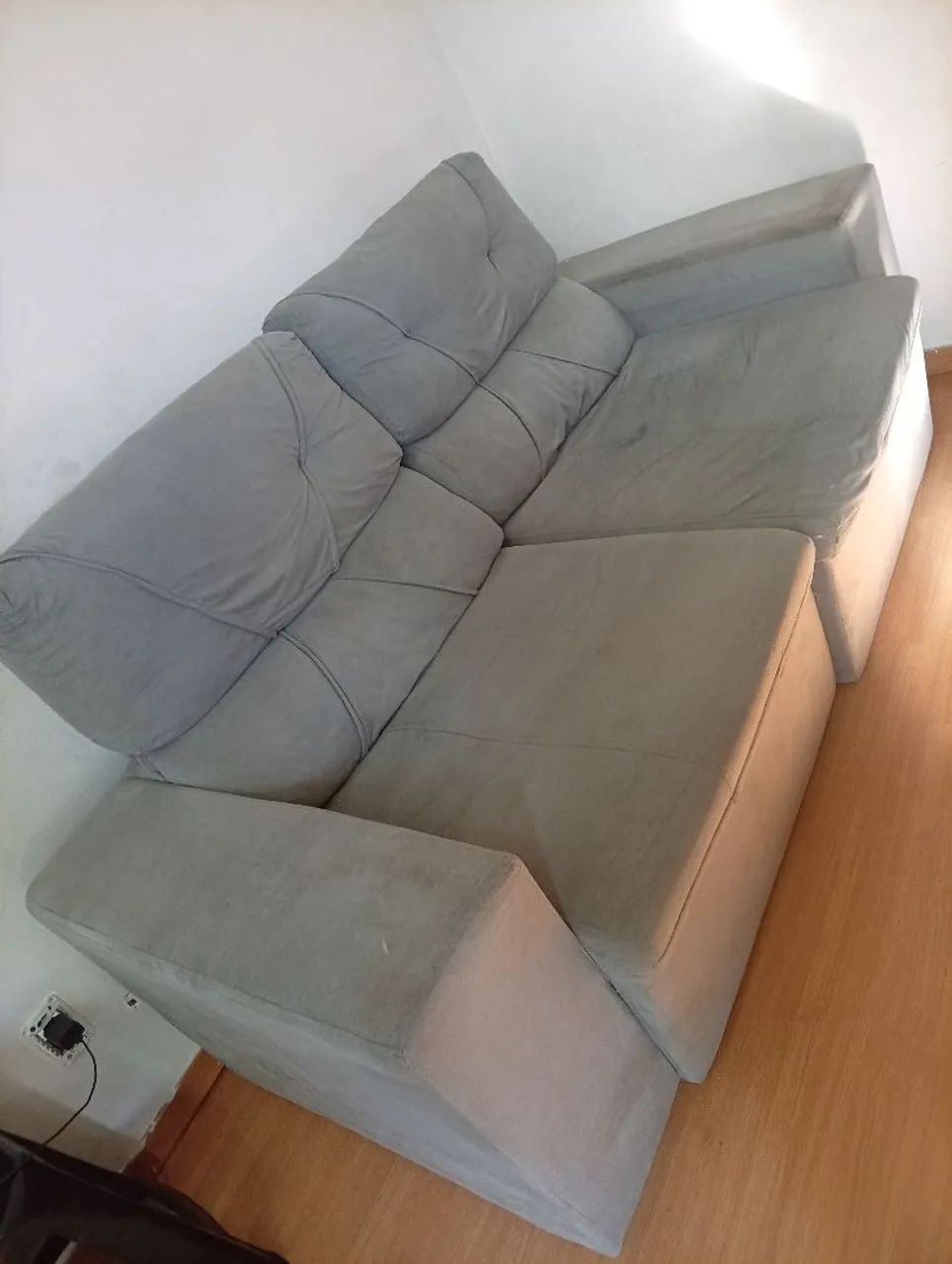 Sofá retrátil cinza aceita cartão  - Foto 3